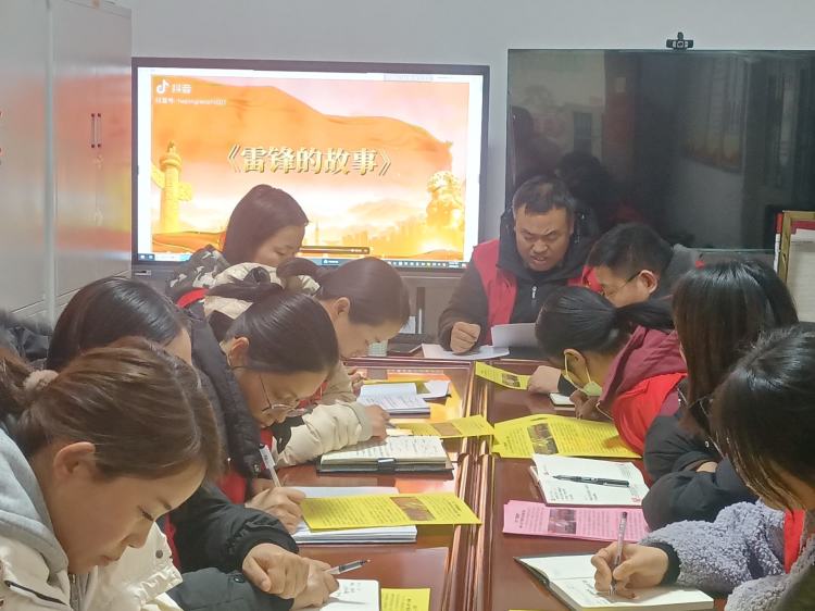 簡(jiǎn)篇-【懷遠(yuǎn)街道郁林路社區(qū)】新時(shí)代文明實(shí)踐站開(kāi)展“學(xué)雷鋒?文明實(shí)踐我是行動(dòng)者”志愿服務(wù)活動(dòng)