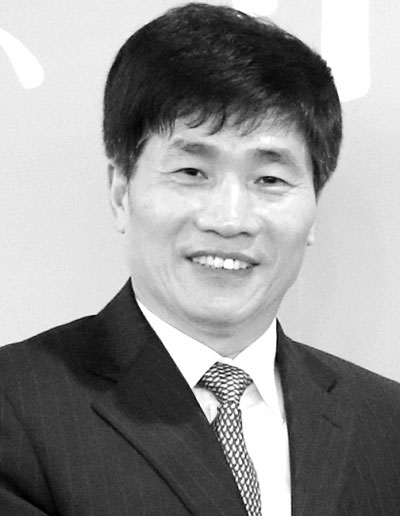 杜飛進(jìn):打造獨(dú)具特色的媒體智庫排頭兵 杜飛進(jìn):打造獨(dú)具特色的媒體智庫排頭兵