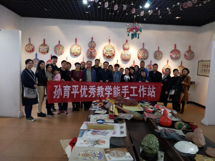 【致敬長安最美基層工作者】長安區(qū)美術(shù)教師孫育平：在學(xué)生心中埋下“美”的種子 為鄉(xiāng)村教育獻上赤誠之心_fororder_圖片6