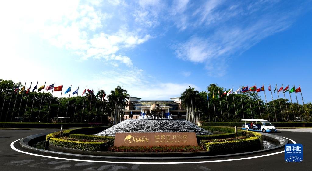 這是博鰲亞洲論壇國(guó)際會(huì)議中心(2021年4月17日攝)。新華社記者 楊冠宇 攝 這是博鰲亞洲論壇國(guó)際會(huì)議中心(2021年4月17日攝)。新華社記者 楊冠宇 攝